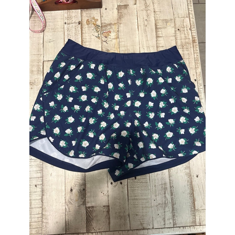 Women's lands swim shorts
